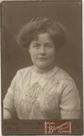 Anna Charlier 